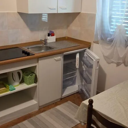 Daire Juretic Drenje (Istria)